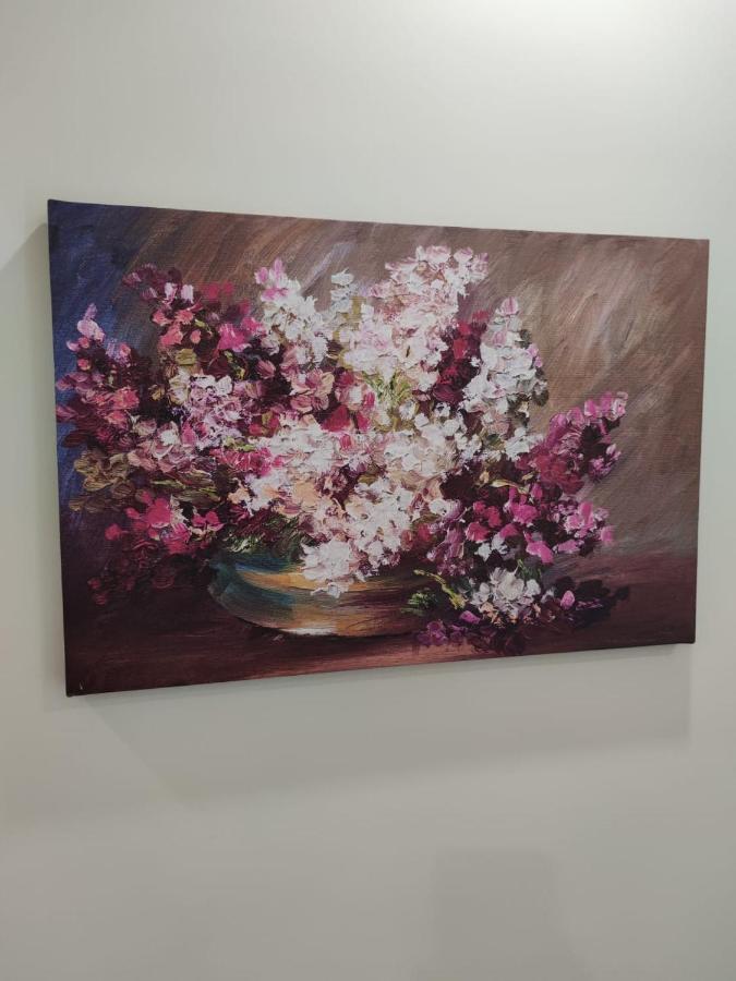 Flowers Apartment Добрич Екстериор снимка